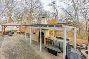 902 Linden Ave, Westbury, NY 11590 - Photo 30