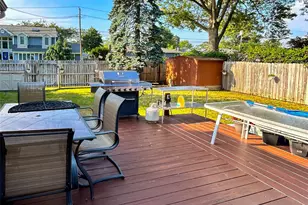 7 Lico Pl, Babylon, NY 11702 - Photo 4