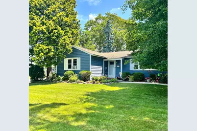 7 Lico Place, Babylon, NY 11702 - Photo 2