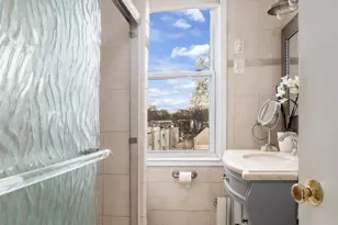 637 Rosewood St, Bronx, NY 10467 - Photo 14