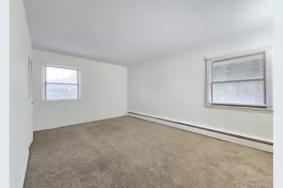 652 Hawkins Road E, Coram, NY 11727 - Photo 14