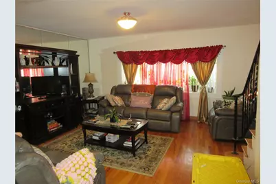 3228 Tenbroeck Avenue, Bronx, NY 10469 - Photo 2