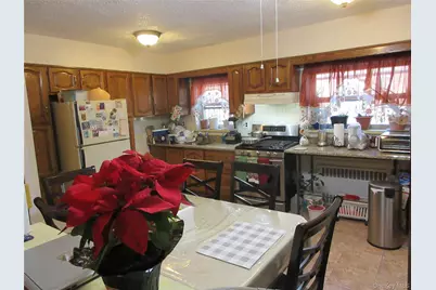3228 Tenbroeck Avenue, Bronx, NY 10469 - Photo 4