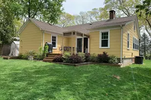 1240 W Rd, Cutchogue, NY 11935 - Photo 2