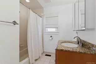 1240 W Rd, Cutchogue, NY 11935 - Photo 14