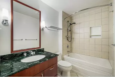 30 Hillside Terrace #E, White Plains, NY 10601 - Photo 16