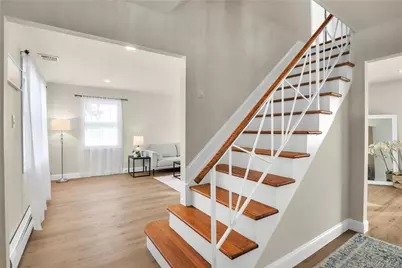 37 Malvern Lane, Stony Brook, NY 11790 - Photo 2