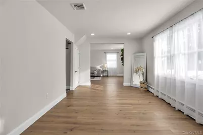 37 Malvern Lane, Stony Brook, NY 11790 - Photo 6