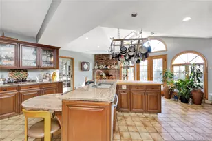 164 Waverly Ave, East Rockaway, NY 11518 - Photo 16