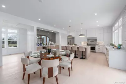 1815 Laurel Avenue, Southold, NY 11971 - Photo 12