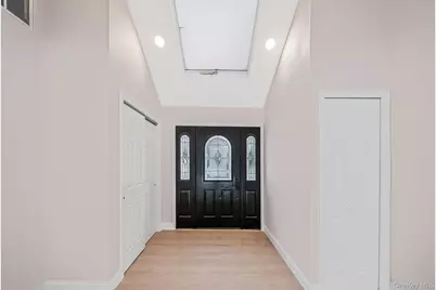 47 Georgia Street, East Northport, NY 11731 - Photo 8