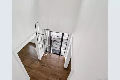 39 Potters Lane, New Rochelle, NY 10805 - Photo 26