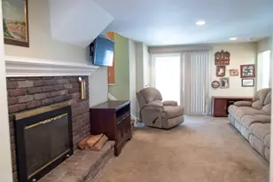 1277 Lednam Ct, Merrick, NY 11566 - Photo 4