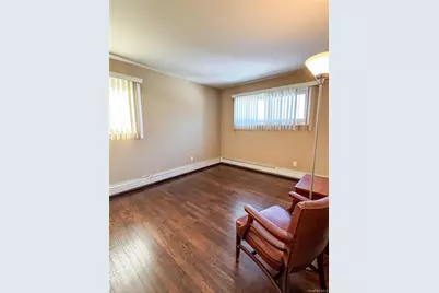 1277 Lednam Court, Merrick, NY 11566 - Photo 24