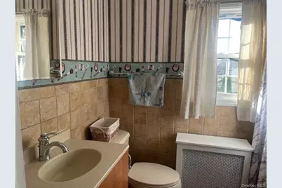 1854 Rockville Drive, Baldwin, NY 11510 - Photo 16