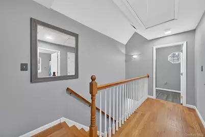 246 Robinson Avenue, Newburgh, NY 12550 - Photo 10