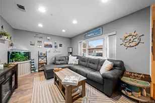 617 Lake Ct, Middle Island, NY 11953 - Photo 4