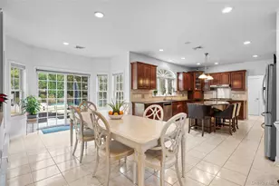 7 Park View Ln, Lake Grove, NY 11755 - Photo 14