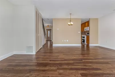 1907 Magnolia Walk, Poughkeepsie, NY 12603 - Photo 8