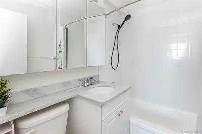3671 Hudson Manor Terrace #15F, Bronx, NY 10463 - Photo 4