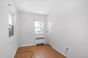 12 Westbury Ave, Plainview, NY 11803 - Photo 20