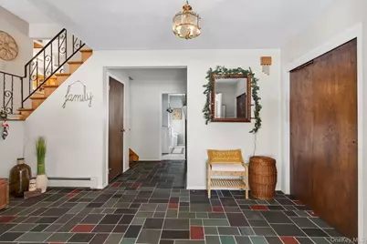 15 Royal Oak Road, Stone Ridge, NY 12484 - Photo 4