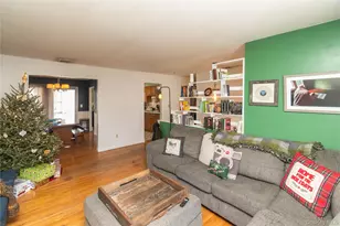 19 Maryland Ave, Poughkeepsie, NY 12603 - Photo 4