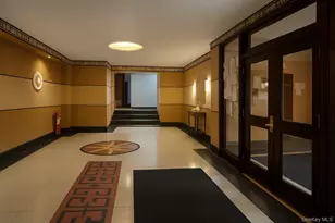 303 E 37th St, New York, NY 10016 - Photo 10