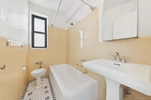 303 E 37th St, New York, NY 10016 - Photo 6