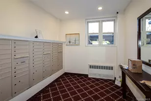 34 Pearsall Ave, Glen Cove, NY 11542 - Photo 4