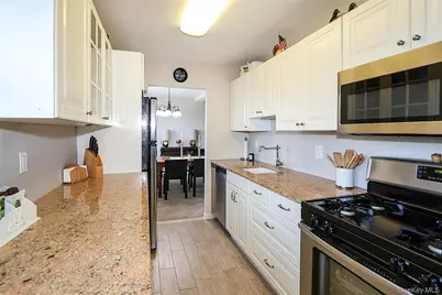 34 Pearsall Avenue #3G, Glen Cove, NY 11542 - Photo 24