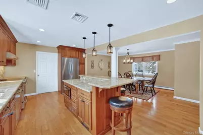 423 Rutledge Drive, Yorktown Heights, NY 10598 - Photo 10