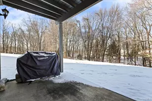 51 Hemlock Cir, Peekskill, NY 10566 - Photo 18