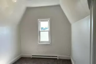 578 S 15th St, Lindenhurst, NY 11757 - Photo 6