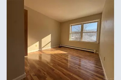 27 Dandelion Lane #B, Wallkill, NY 12589 - Photo 8