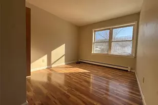 27 Dandelion Ln, Wallkill, NY 12589 - Photo 8