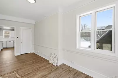 2-20 Garth Road #206, Scarsdale, NY 10583 - Photo 6
