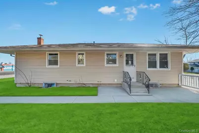 3 Radburn Lane, Port Jefferson Station, NY 11776 - Photo 6