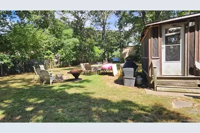 193 Commack Road, Mastic Beach, NY 11951 - Photo 28