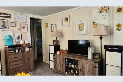 193 Commack Road, Mastic Beach, NY 11951 - Photo 38