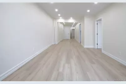 139-15 83 Avenue #423, Briarwood, NY 11435 - Photo 2