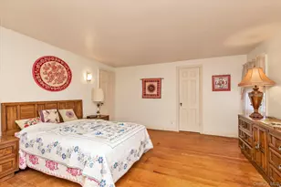 22 Hathaway Dr, Garden City, NY 11530 - Photo 4