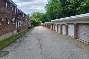 224-23 Kingsbury Ave, Oakland Gardens, NY 11364 - Photo 22