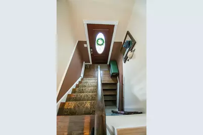 1390 America Avenue, West Babylon, NY 11704 - Photo 24