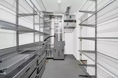 52 Sears Avenue, Elmsford, NY 10523 - Photo 12