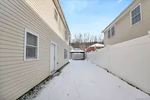 52 Sears Ave, Elmsford, NY 10523 - Photo 28