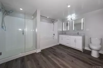 100 Glen Street #N2220, Glen Cove, NY 11542 - Photo 18