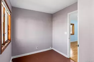 105 Muncy Ave, West Babylon, NY 11704 - Photo 10