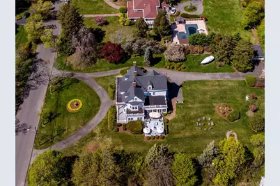 35 S Penataquit Avenue, Bay Shore, NY 11706 - Photo 32