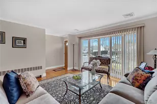 46 Kalda Ln, Plainview, NY 11803 - Photo 10